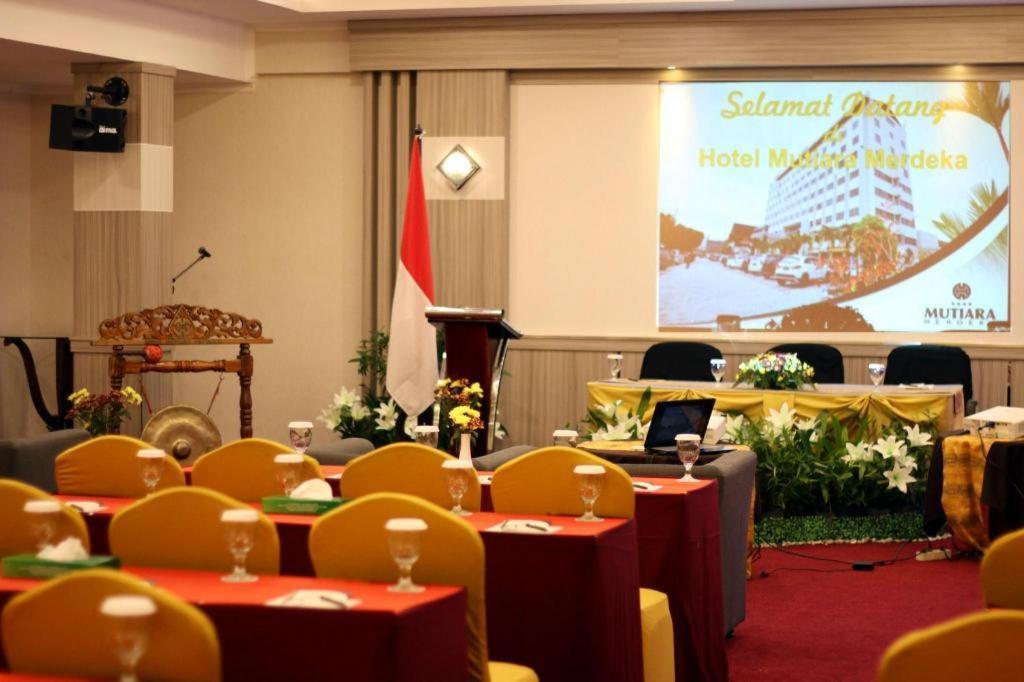 Mutiara Merdeka Hotel 4*