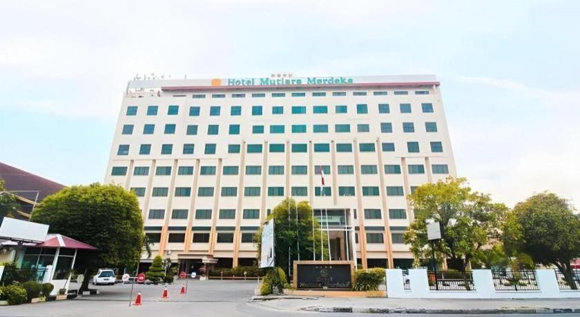 Mutiara Merdeka 4*